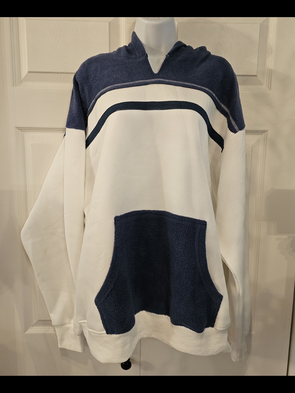 White and Navy Hooded Pullover with Contrast Pocket
